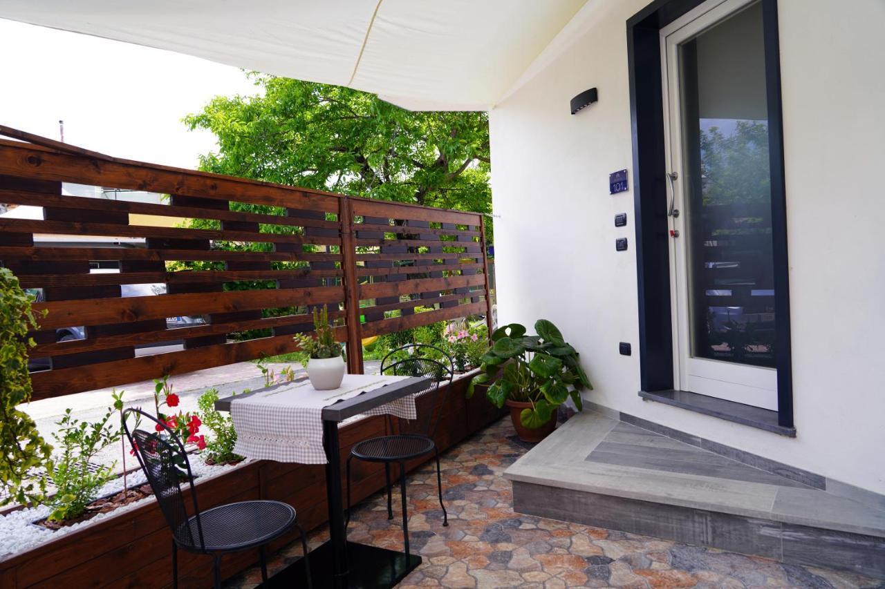 Familiainn Rooms & Apartments Pompeya Exterior foto